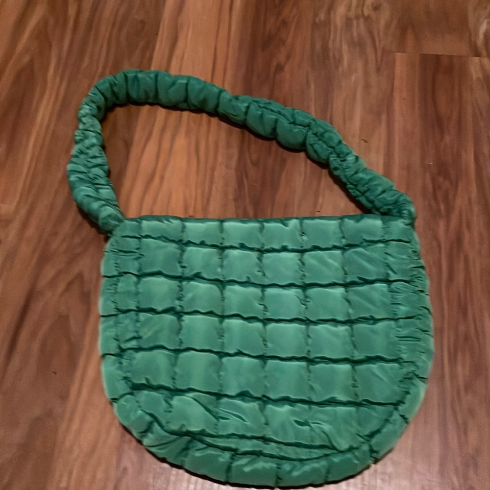 Green shoulder bag